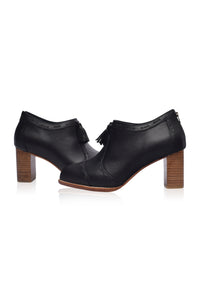 Sensational Leather Booties (Sz. 7 & 8)