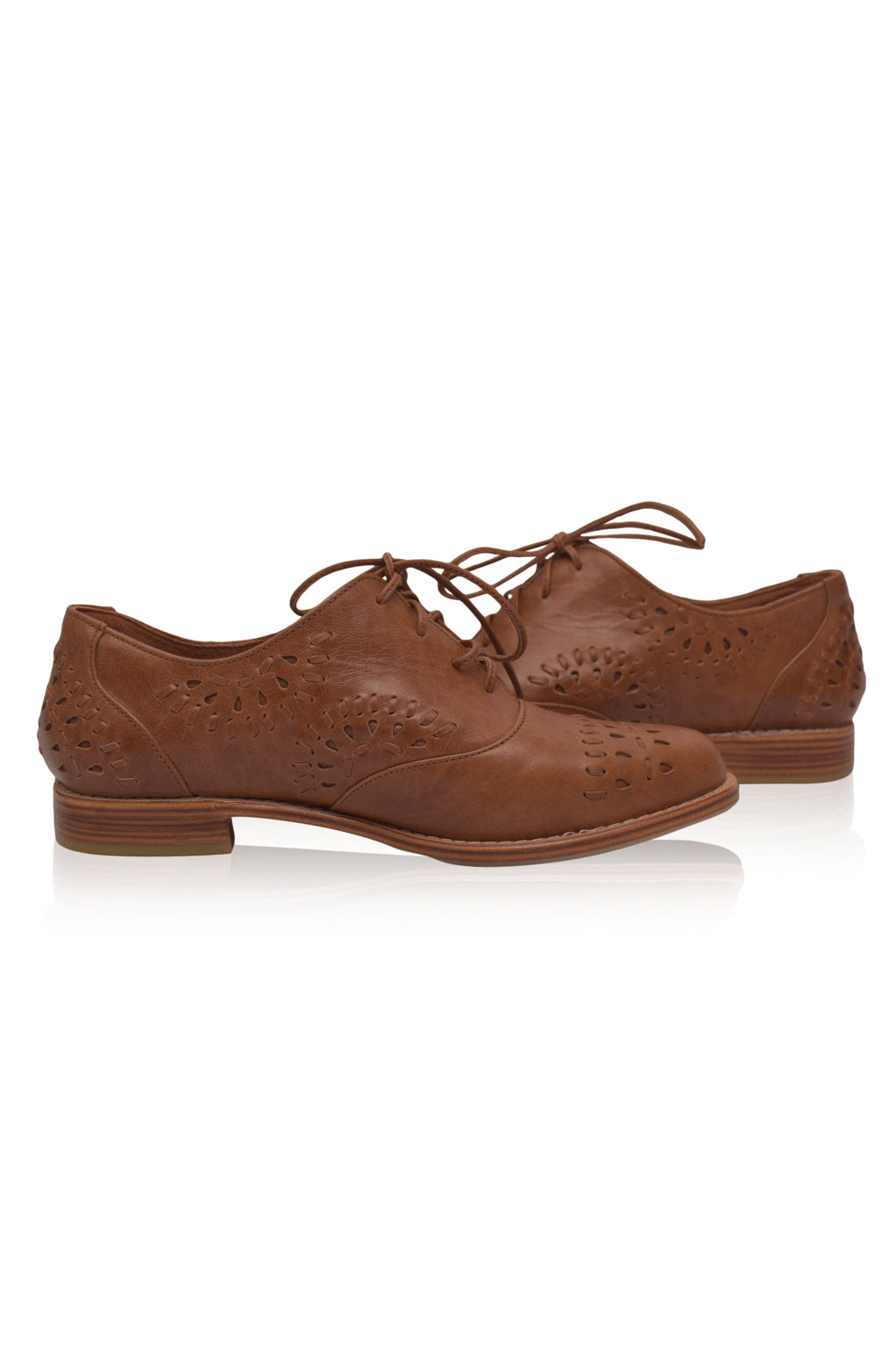 Heartbreak Leather Oxfords (Sz. 5, 7, 8.5, 10)