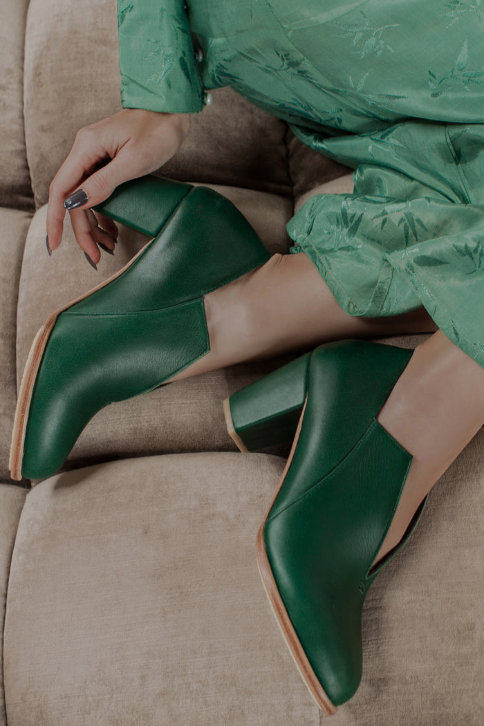 Ange Leather Heel Booties (Sz. 7.5)