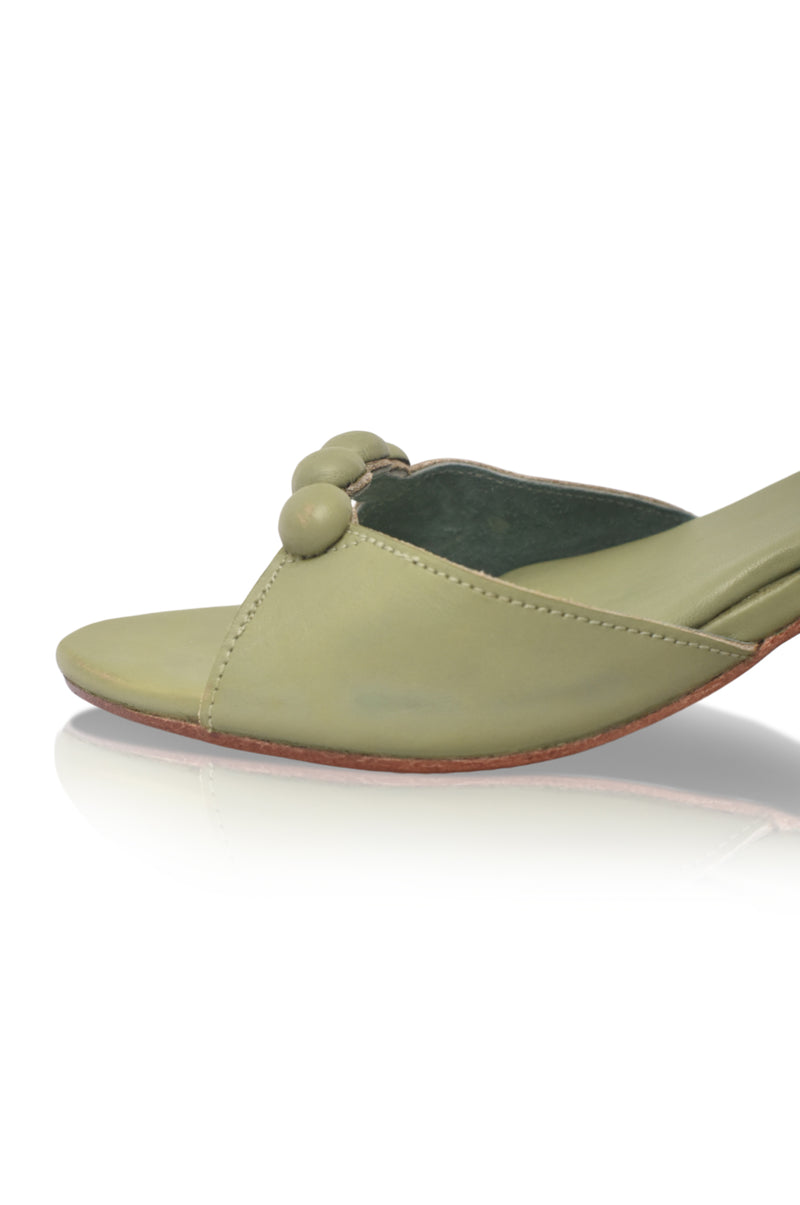 Candy M Round Heel Sandals (*Sz. 10)