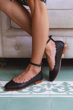 Fleur Scalloped Leather Ballet Flats