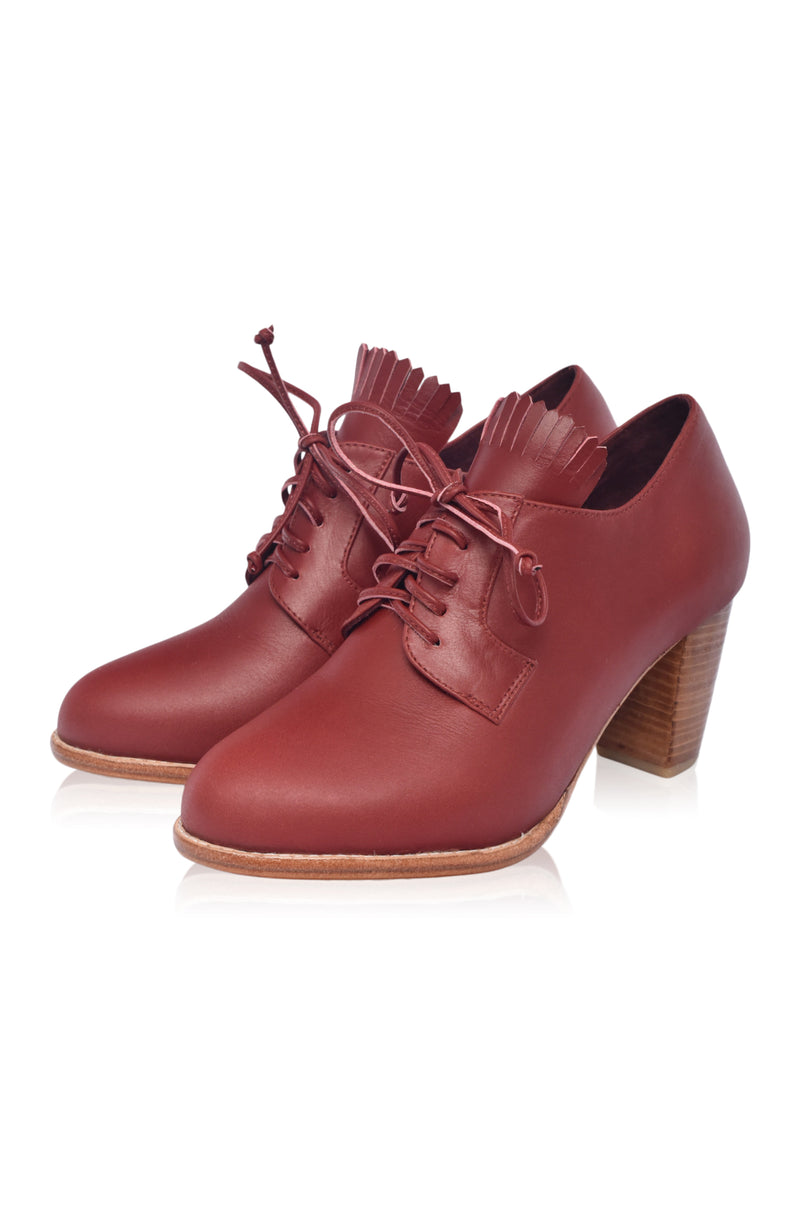 Lyon Lace-up Leather Oxfords