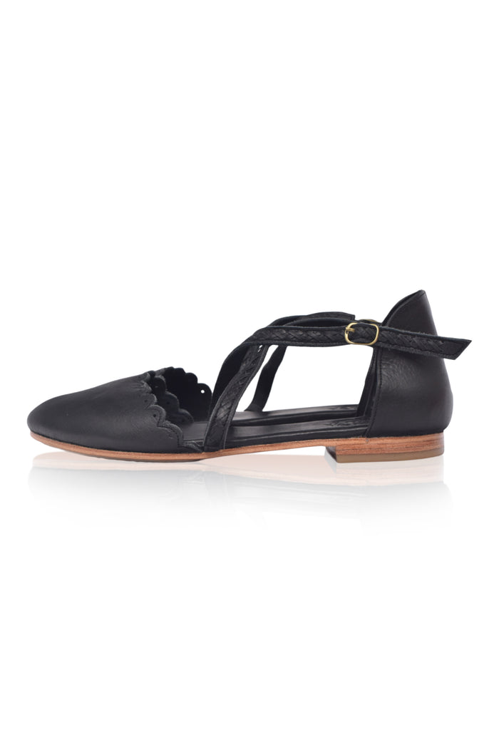 Montana Criss Cross Leather Flats (Sz. 9)