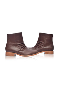 Moondream Chelsea Leather Boots (Sz. 7.5)