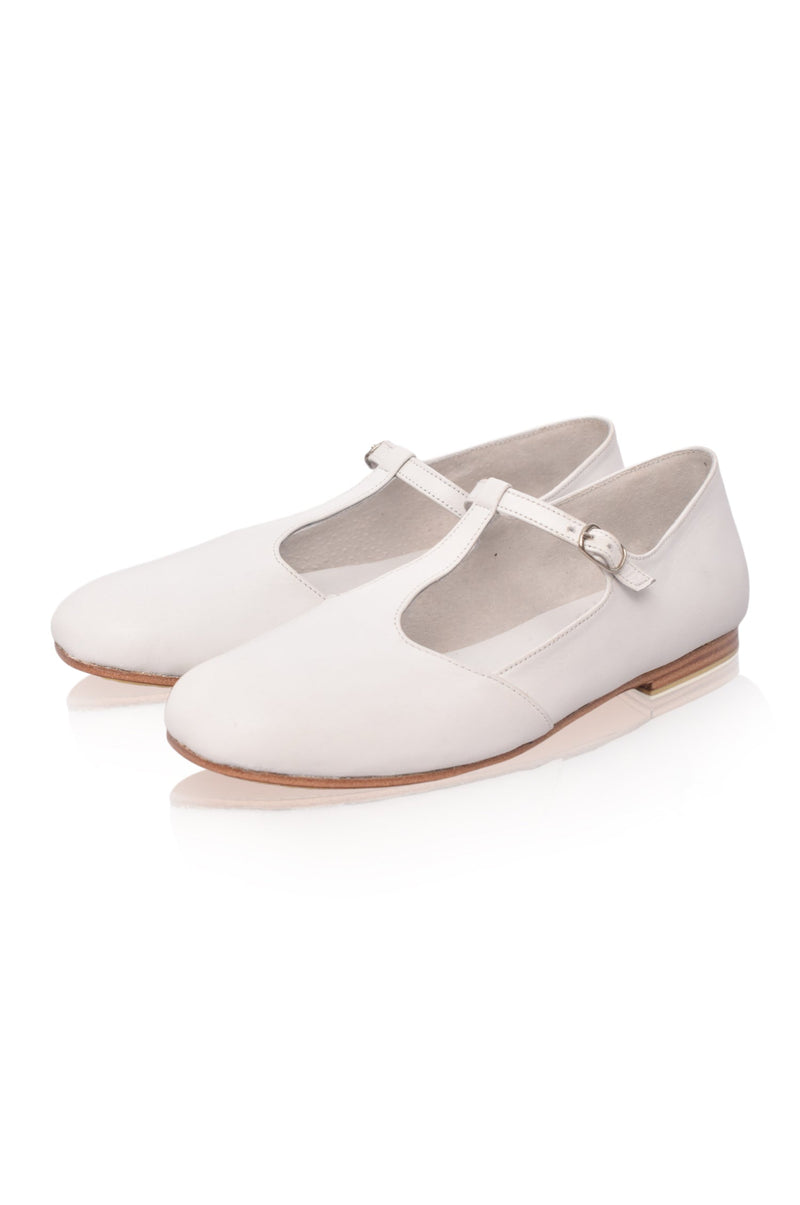 Simplicity Round Toe Ballet Flats