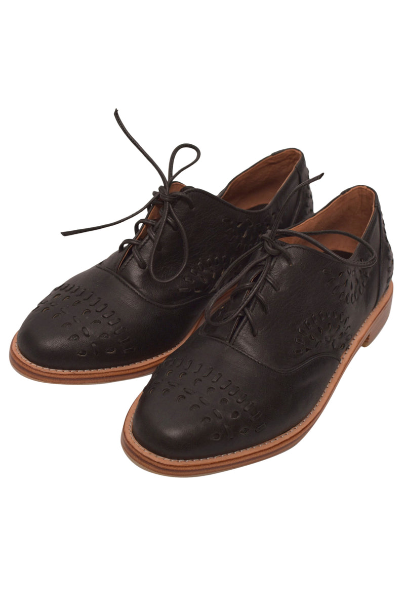 Heartbreak Leather Oxfords (Sz. 5, 6.5, 10 & 12)