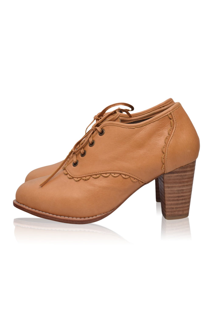 Lace Oxford Heels (Sz. 9.5)